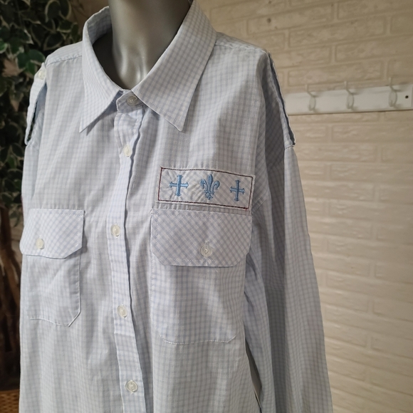 NWT IRREVERWNT BUTTON DOWN - Picture 2 of 10